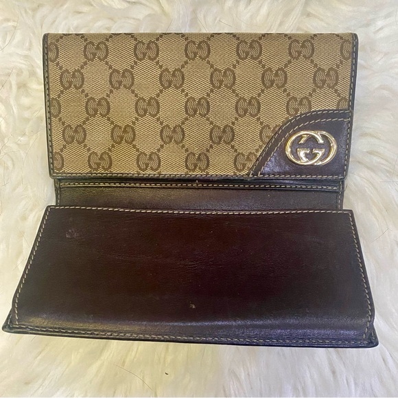 Women’s Gucci Wallet - Picture 3 of 4